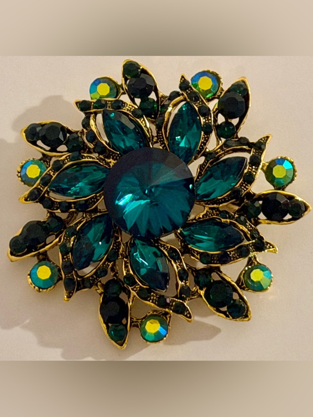 Vintage Emerald Green Rhinestone Brooch Gold Tone Peacock Teal Statement Pin 2”